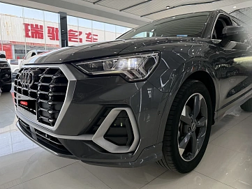 Audi Q3, 2022г., передний привод, робот