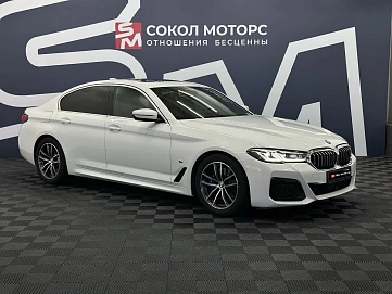 BMW 5 серии, 2021г., задний привод, автомат
