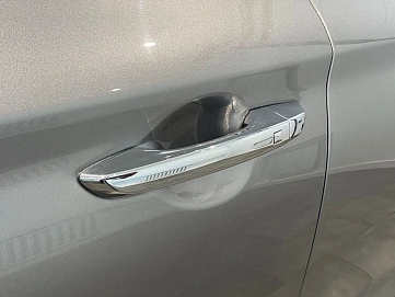 Genesis G70, 2020г., полный привод, автомат