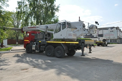 Челябинец КС 55732, 2025г.