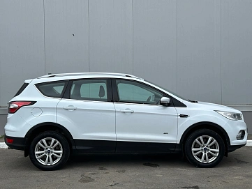 Ford Kuga, 2018г., полный привод, автомат