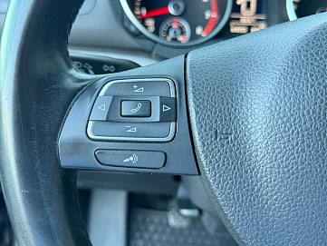 Volkswagen Golf, 2011г., передний привод, механика