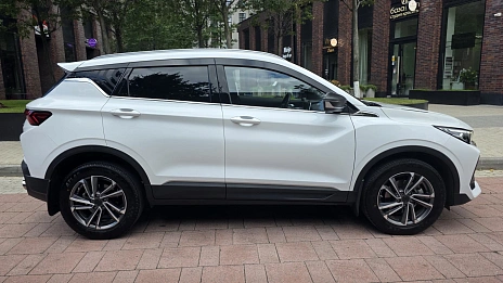 Geely Coolray, 2024г., передний привод, робот