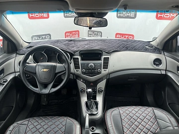 Chevrolet Cruze, 2010г., передний привод, механика
