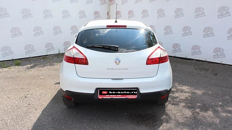 Renault Megane, 2013г., передний привод, механика