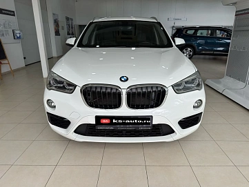BMW X1, 2017г., передний привод, автомат
