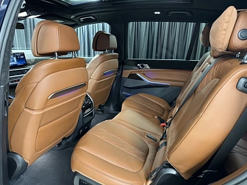 BMW X7, 2023г., полный привод, автомат