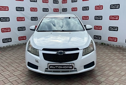 Chevrolet Cruze, 2010г., передний привод, механика