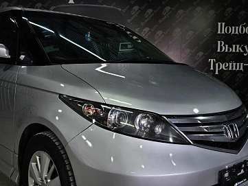 Honda Elysion, 2009г., передний привод, автомат