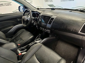 Citroen C-Crosser, 2008г., полный привод, вариатор