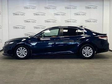 Toyota Camry, 2018г., передний привод, автомат