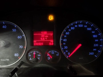 Volkswagen Touran, 2007г., передний привод, механика