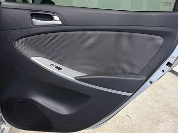 Hyundai Solaris, 2011г., передний привод, механика