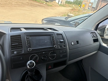 Volkswagen Transporter, 2013г., передний привод, механика