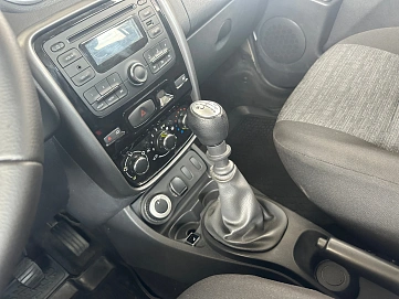 Renault Duster, 2014г., полный привод, механика