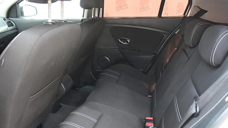 Renault Megane, 2013г., передний привод, механика