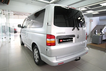 Volkswagen Caravelle, 2006г., передний привод, механика