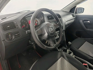 Volkswagen Polo, 2011г., передний привод, механика