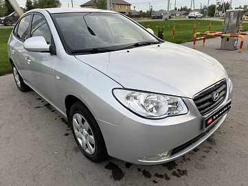 Hyundai Elantra, 2008г., передний привод, механика
