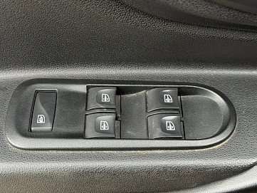 Lada (ВАЗ) XRAY, 2018г, передний привод, робот