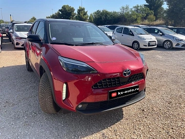 Toyota Yaris Cross, 2022г, передний привод, вариатор