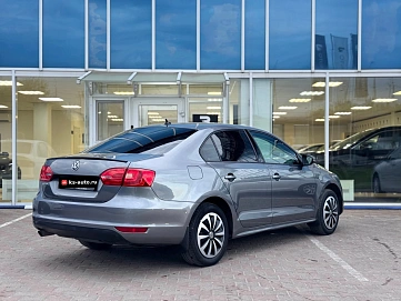 Volkswagen Jetta, 2014г., передний привод, механика
