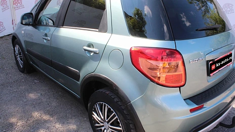 Suzuki SX4, 2011г., передний привод, механика