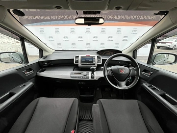 Honda Freed, 2010г., передний привод, вариатор