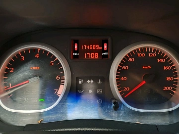 Renault Duster, 2014г., полный привод, механика