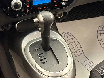 Nissan Juke, 2013г., передний привод, вариатор