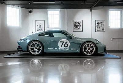 Porsche 911 S/T, 2025г., задний привод, механика