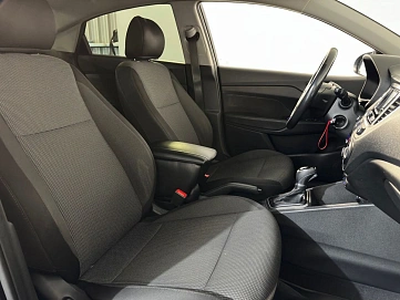 Hyundai Solaris, 2018г., передний привод, автомат