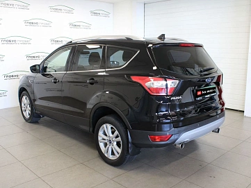 Ford Kuga, 2017г., передний привод, автомат