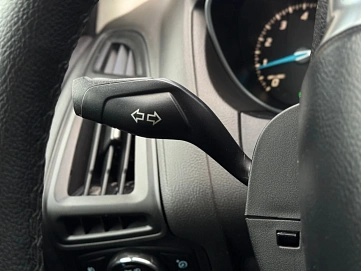 Ford Focus, 2012г., передний привод, робот