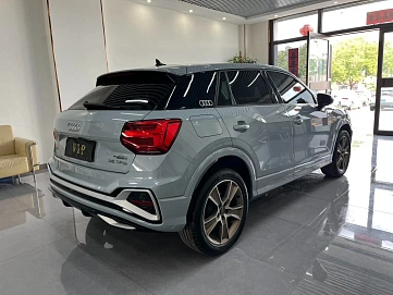 Audi Q2, 2022г., передний привод, робот