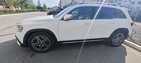 Mercedes-Benz GLB, 2020г, полный привод, робот