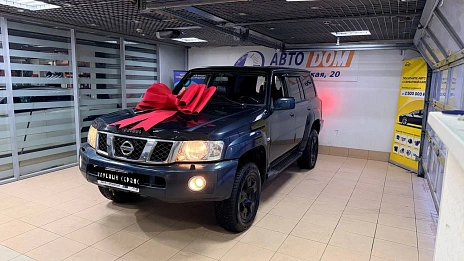 Nissan Patrol, 2004г., полный привод, автомат