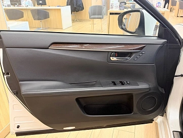 Lexus ES, 2014г., передний привод, автомат