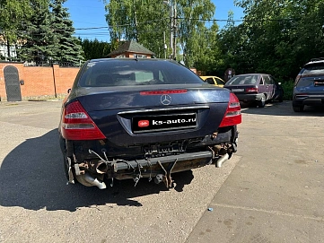 Mercedes-Benz E-Класс, 2004г, задний привод, автомат