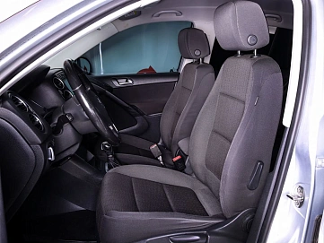 Volkswagen Tiguan, 2012г., полный привод, автомат