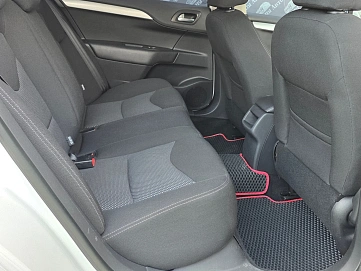 Citroen C4, 2013г., передний привод, механика