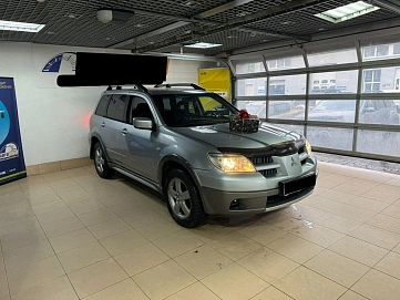 Mitsubishi Outlander, 2004г., полный привод, автомат