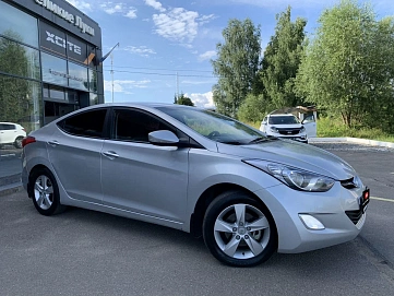 Hyundai Elantra, 2012г, передний привод, механика