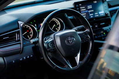 Toyota Camry, 2021г., передний привод, автомат