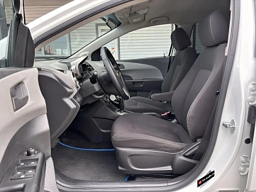 Chevrolet Aveo, 2014г., передний привод, автомат