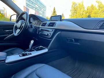 BMW 3 серии, 2013г., задний привод, автомат