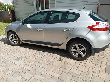 Renault Megane, 2011г., передний привод, механика