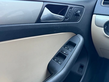 Volkswagen Jetta, 2017г., передний привод, автомат