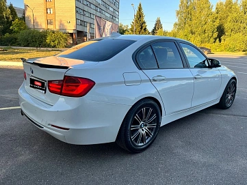 BMW 3 серии, 2013г., задний привод, автомат