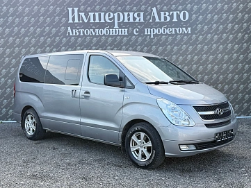 Hyundai Grand Starex, 2011г., задний привод, автомат